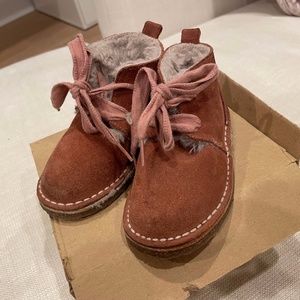 Shearling lined baby boots